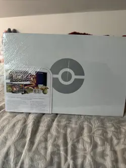 Pokemon TCG: Sword and Shield Ultra Premium Collection Charizard Box Sealed - Image 3