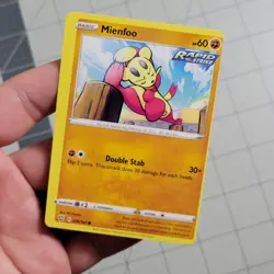 Mienfoo Miscut Error Pokemon Card Battle Styles Near Mint Condition 076/163 - Image 1