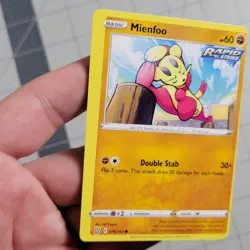 Mienfoo Miscut Error Pokemon Card Battle Styles Near Mint Condition 076/163 - Image 3