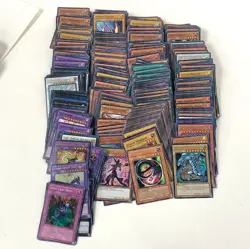 Collection of Yu-Gi-Oh!/YuGiOh Cards w/Blue-Eyes White Dragon Ultra - Image 1