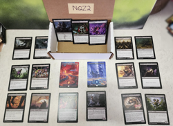 x1 MTG cards bulk lot (box shown) **100 Cards** [Box ID: NQZ2] - Image 1