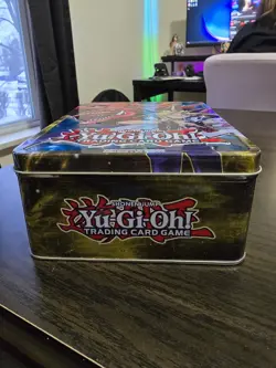 Yu-Gi-Oh! 2016 Mega Tin Yugi and Slifer Sky Dragon EMPTY - Image 5