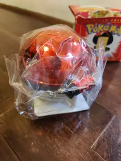 SEALED Pokemon Charizard Trading Card 23k Gold Plated 1999 Burger King New n Box - Image 3