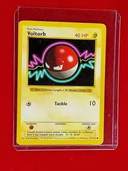 VOLTORB *MISPRINT-"MONSTER BALL"* RARE BASE SET 1999 POKEMON CARD PC-101 - Image 1