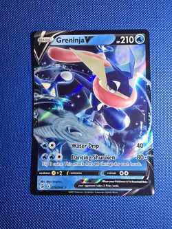 Pokemon TCG Greninja V Fusion Strike 073/264 Holo Ultra Rare - Image 1