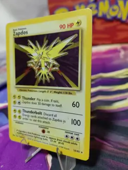 Pokemon TCG Zapdos Base Set Holo Unlimited Rare Highplay/damaged Vintage Card - Image 2