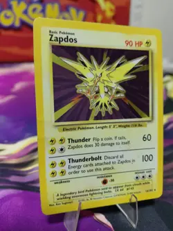 Pokemon TCG Zapdos Base Set Holo Unlimited Rare Highplay/damaged Vintage Card - Image 3