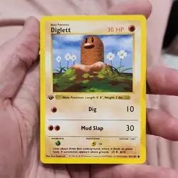 Pokemon Diglett 1st Edition Base Set Shadowless 47/102 30 HP Basic English - Image 1