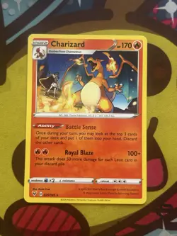 Pokemon Charizard 025/185 - Non Holo - SWSH Vivid Voltage - Light Play - Image 1