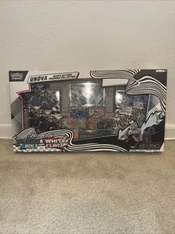 Pokemon Unova Heavy Hitters Premium Collection Box - Image 1