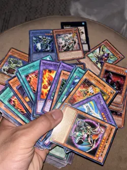 Yugioh Bulk Lot Random 500 total 300 x commons) (200 x Rares) - Image 1