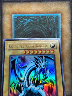 Yugioh Blue-Eyes White Dragon LOB-001 Ultra Rare 1st Ed ASIAN ENGLISH NM - Image 5