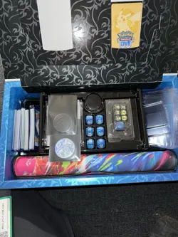 Pokemon TCG Charizard ex League Battle Deck Box w/ Dice Coins Sleeves Playmate - Image 2