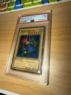 2004 DARK MAGICIAN 1st EDITION - PSA 7 - SYE-001 - YU-GI-OH! - Image 4