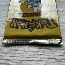 Wizards of the Coast Pokemon TCG Base Set 2 Booster Pack Gyarados 11 Cards - Image 4