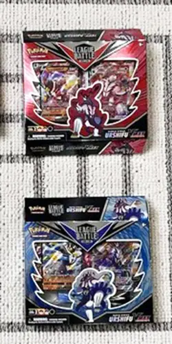 Pokemon TCG Single Strike Urshifu VMAX and Rapid Strike Urshifu VMAX League Deck - Image 2