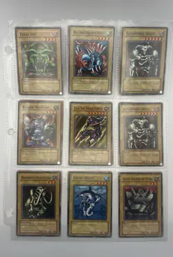 Yugioh Card binder Collection Vintage 200+ cards - Image 4