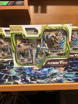 Pokemon Tcg Kleavor Vstar Special Collection Lost Origin Fusion Strike 4 Packs - Image 1