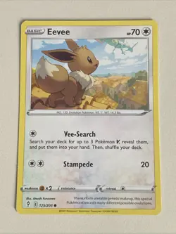 Pokemon - Eevee x 4 - 125/203 NM - Evolving Skies - Plus Free Holo Card - Image 3