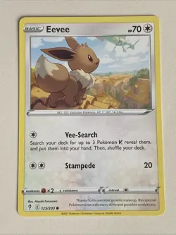 Pokemon - Eevee x 4 - 125/203 NM - Evolving Skies - Plus Free Holo Card - Image 4
