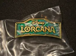 Disney Lorcana Rise of the Floodborn League Logo Pin Emerald Green - Image 2