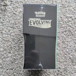 Pokemon TCG Evolving Skies Elite Trainer Box English 65 Cards 2021 - Image 4
