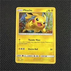 The Pokemon Company Pikachu SM76 Sun & Moon Promo Holo Promo English 2017 70 HP - Image 1