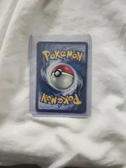 Pokemon TCG Charizard Base Set Holo Shadowless Rare Card 4/102 - Image 2