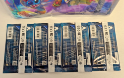 NEW! DISNEY LORCANA STITCH BINDER PORTFOLIO, 4 PACKS AZURITE SEA, 1 FOIL CARD - Image 4