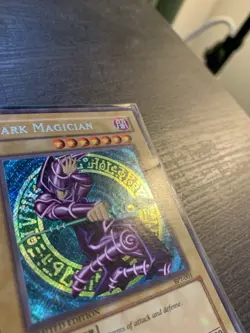 Yu-Gi-Oh Dark Magician BPT-001 Limited Edition Collecters Tin Secret Rare MP - Image 4