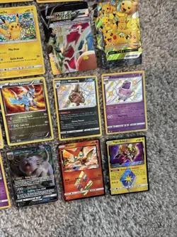 Pokemon Card Lot 24 Cards HP/DAMAGED - Image 5