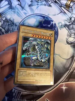 (WNU) Yugioh Blue-Eyes White Dragon PCK-001 Parallel Secret Rare Promo VLP - Image 2