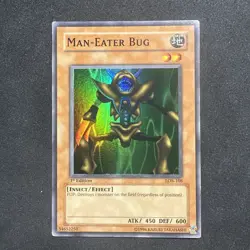 Yugioh Man-Eater Bug LOB-108 Super Rare 1st Edition LP/MP Glossy - Image 1