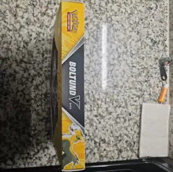 Pokemon Boltund V Box 1x Evolving Skies 1x Fusion Strike 2x Brilliant Star packs - Image 4
