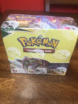 Pokemon TCG Evolving Skies Booster Box W/ Acrylic Case SEALED - Image 3