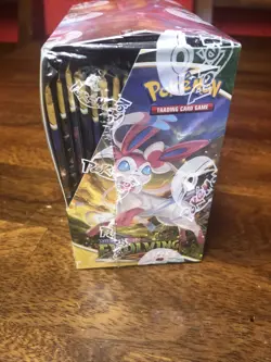 Pokemon TCG Evolving Skies Booster Box W/ Acrylic Case SEALED - Image 4