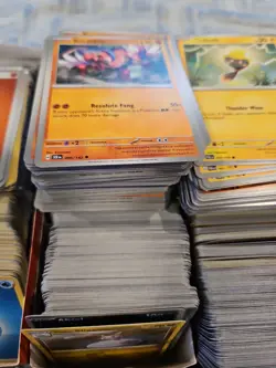 Pokemon TCG Bulk Cards 3000+ Includes Uncommon, Rare, Double Rare, Foil Cards - Image 3