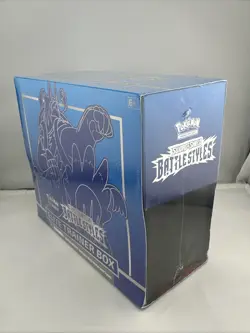 New Pokemon TCG Sword & Shield - Battle Styles - Elite Trainer Box ETB BLUE - Image 2