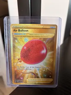 2020 Pokemon Sword & Shield Gold Trainer Air Balloon 213/202 NM/Mint TCG Secret - Image 1