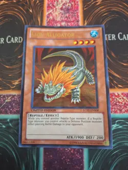 Yugioh Lion Alligator LC02-EN005 Ultra Rare Limited Near Mint - Image 1