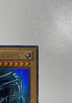 Yugioh Blue-Eyes White Dragon SDK-001 1st Edition Ultra Rare - Image 4