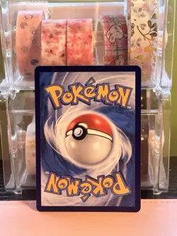 Pikachu Berkemeja Batik 101/SV-P Stamped Indonesia Journey Promo Pokemon 2024 NM - Image 2
