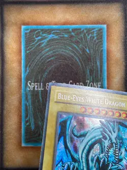 Yugioh Blue-Eyes White Dragon BPT-003 Secret Rare REVERSE FOIL ERROR MP (#1) - Image 4