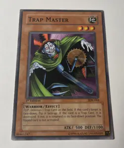 YuGiOh - Trap Master - SDK-044 - 1st Edition - Image 1