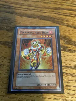 Elemental Hero Heat PP02-EN007 Premium Pack 2 Unlimited - Image 1