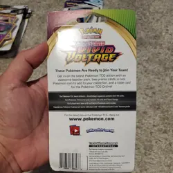 POKEMON VIVID VOLTAGE Sword and Shield CHECKLANE BOOSTER Blister Pack w/ PROMOS - Image 3