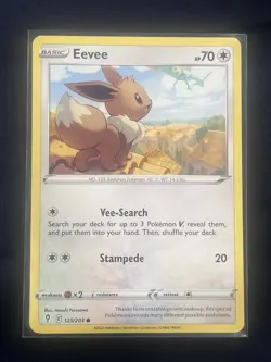 Eevee SWSH07: Evolving Skies #125/203 Common Pokemon Card NM - Image 1