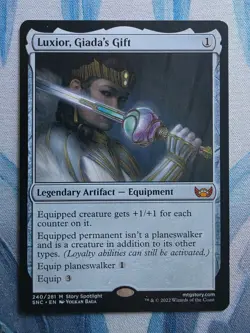 MTG Luxior, Giada's Gift **NM** Streets of New Capenna - Image 1