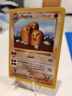 1999 Pokemon TCG Dugtrio Base Set #19/102 Non-Holo Rare Card Shadowless - Image 2