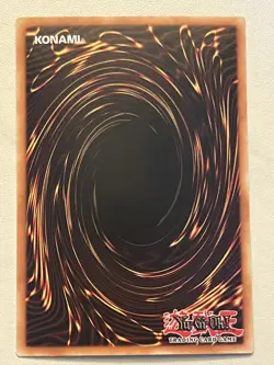 Yugioh Stardust Illumination UR 1st Ed. DAMA-EN051 MINT ships in top loader - Image 2